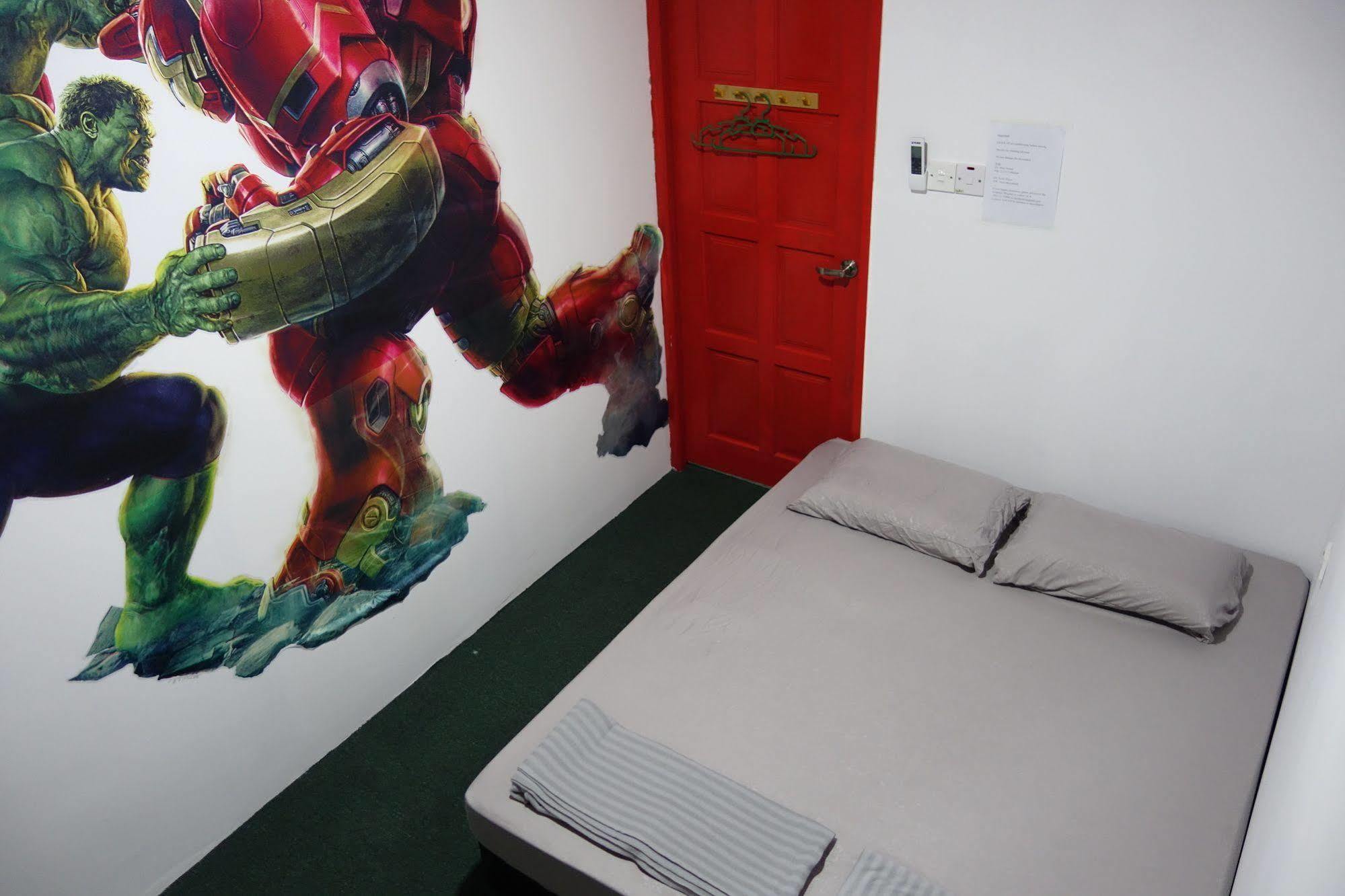 Hero Hostel Kuching Zewnętrze zdjęcie